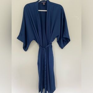 Victoria's Secret Women's Satin Navy Blue Robe EUC Size XS Pockets
